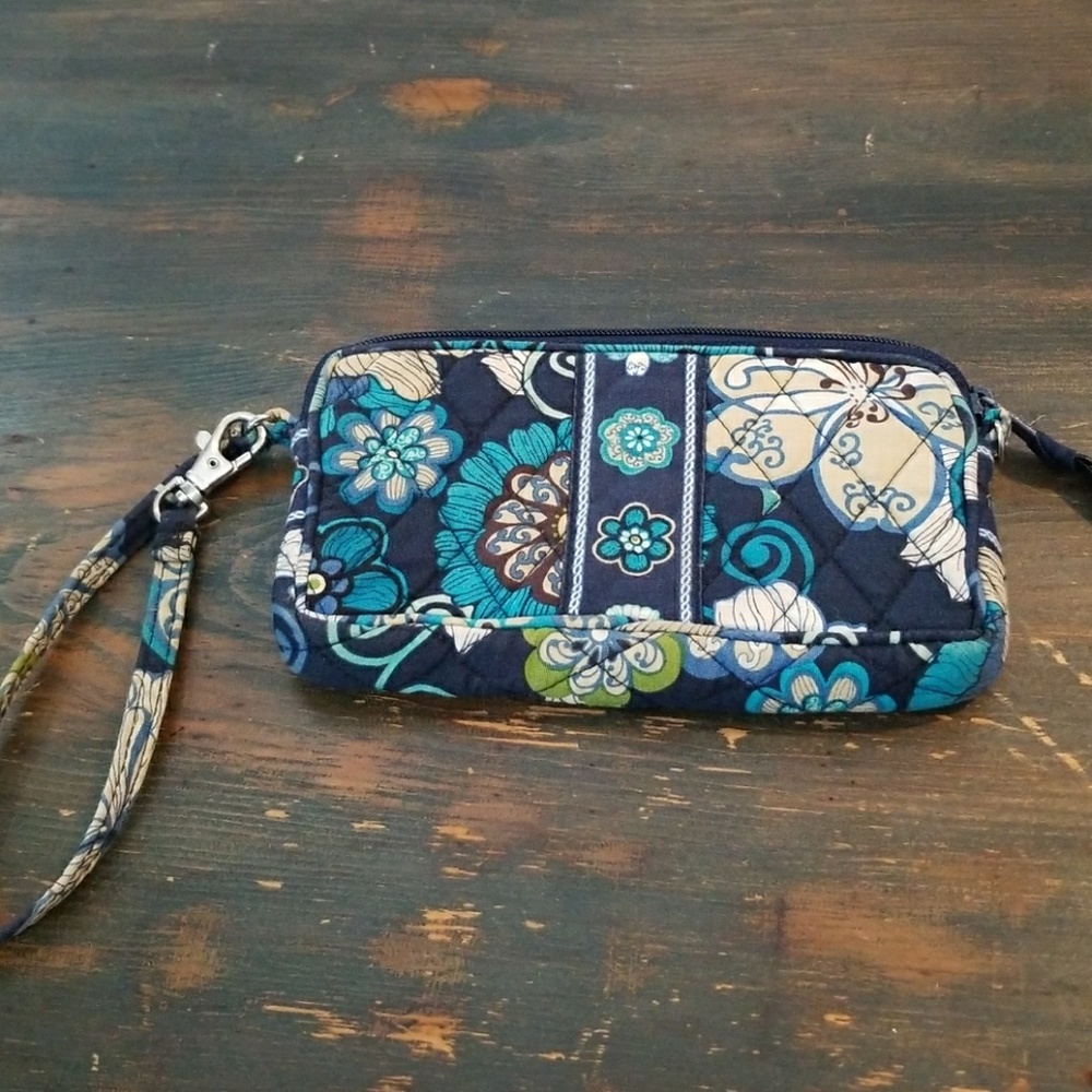 Vera Bradley wristlet